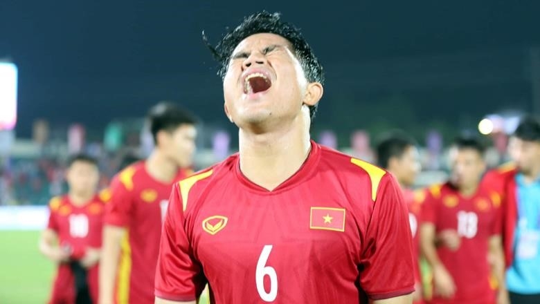 Quang Nho rơi nước mắt khi U23 Việt Nam đăng quang tại SEA Games 31.