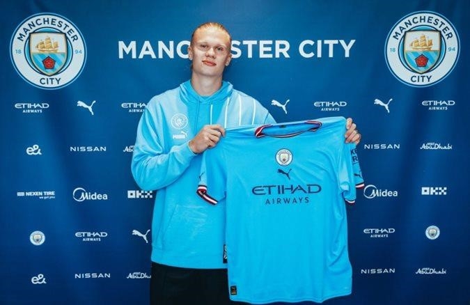 Haaland liên kết với Manchester City với hợp đồng kéo dài trong 5 năm.