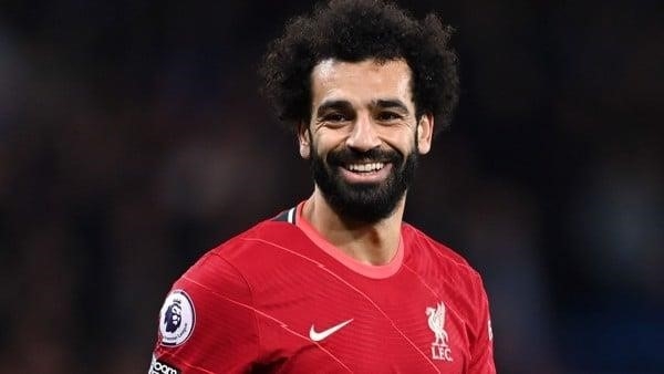 Mohamed Salah là cầu thủ bóng đá nổi tiếng của Liverpool và được trả lương lên đến 11 tỉ VNĐ mỗi tuần, đứng đầu danh sách những cầu thủ có thu nhập cao nhất thế giới.
